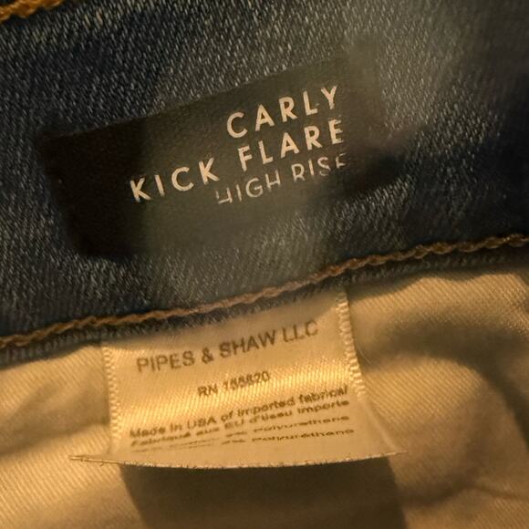 Veronica Beard Carly Kick Flare Jeans | High Rise Button Fly | Astra Wash - Picture 9 of 9